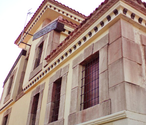 Zigurat Creación | Piedra para fachada en cemento tixotrópico