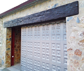 Zigurat Creación | Imitación viga de madera en cemento