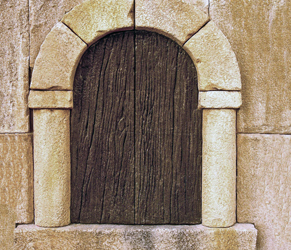 Zigurat Creación | Imitación puerta de madera en cemento